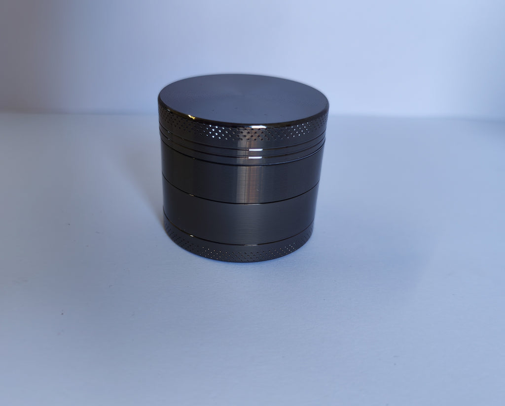 Plain Magnetic 4 Part Grinder