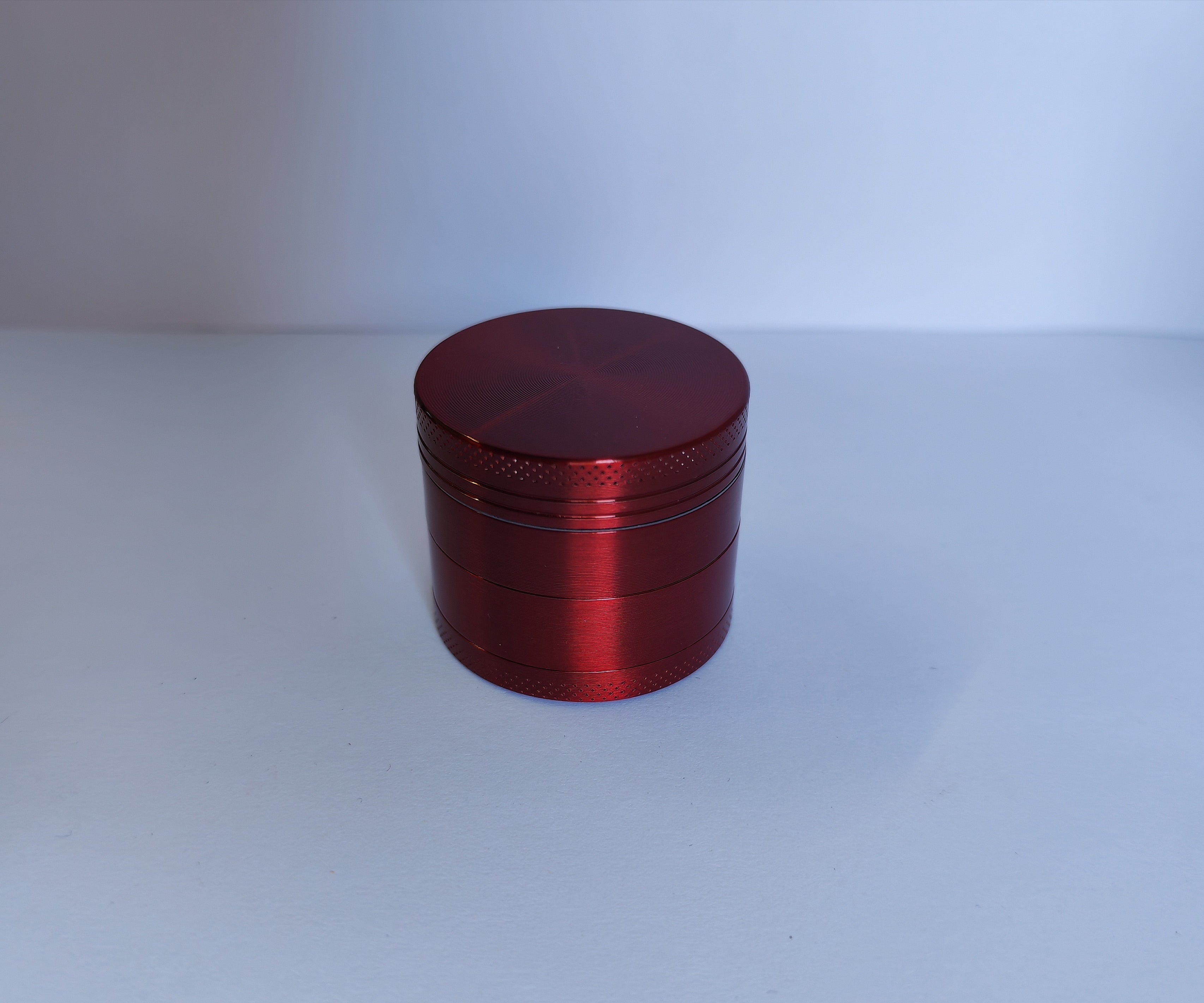 Plain Magnetic 4 Part Grinder