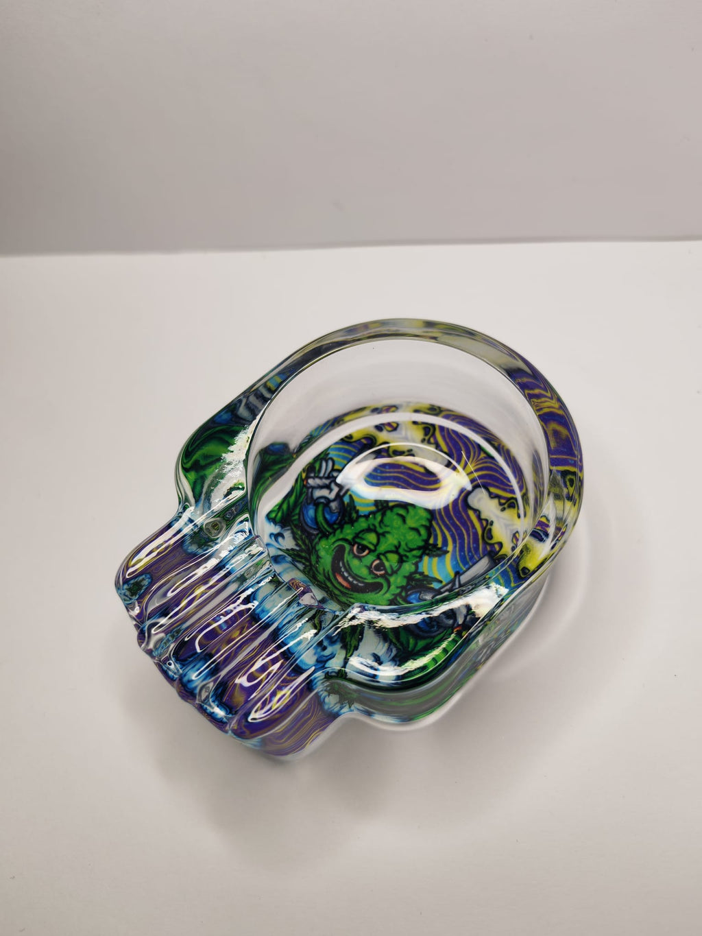 Wise Skies Glass Skull AshTray