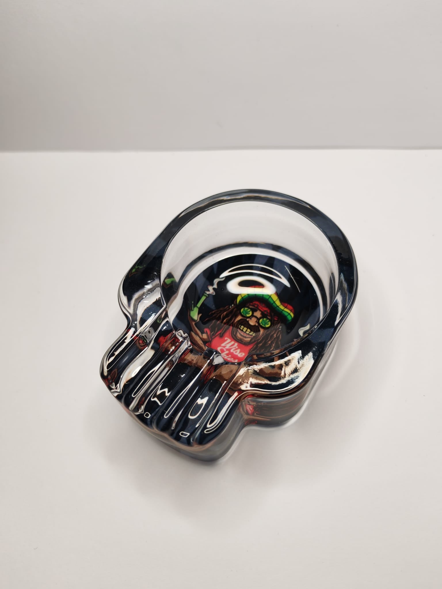 Wise Skies Glass Skull AshTray