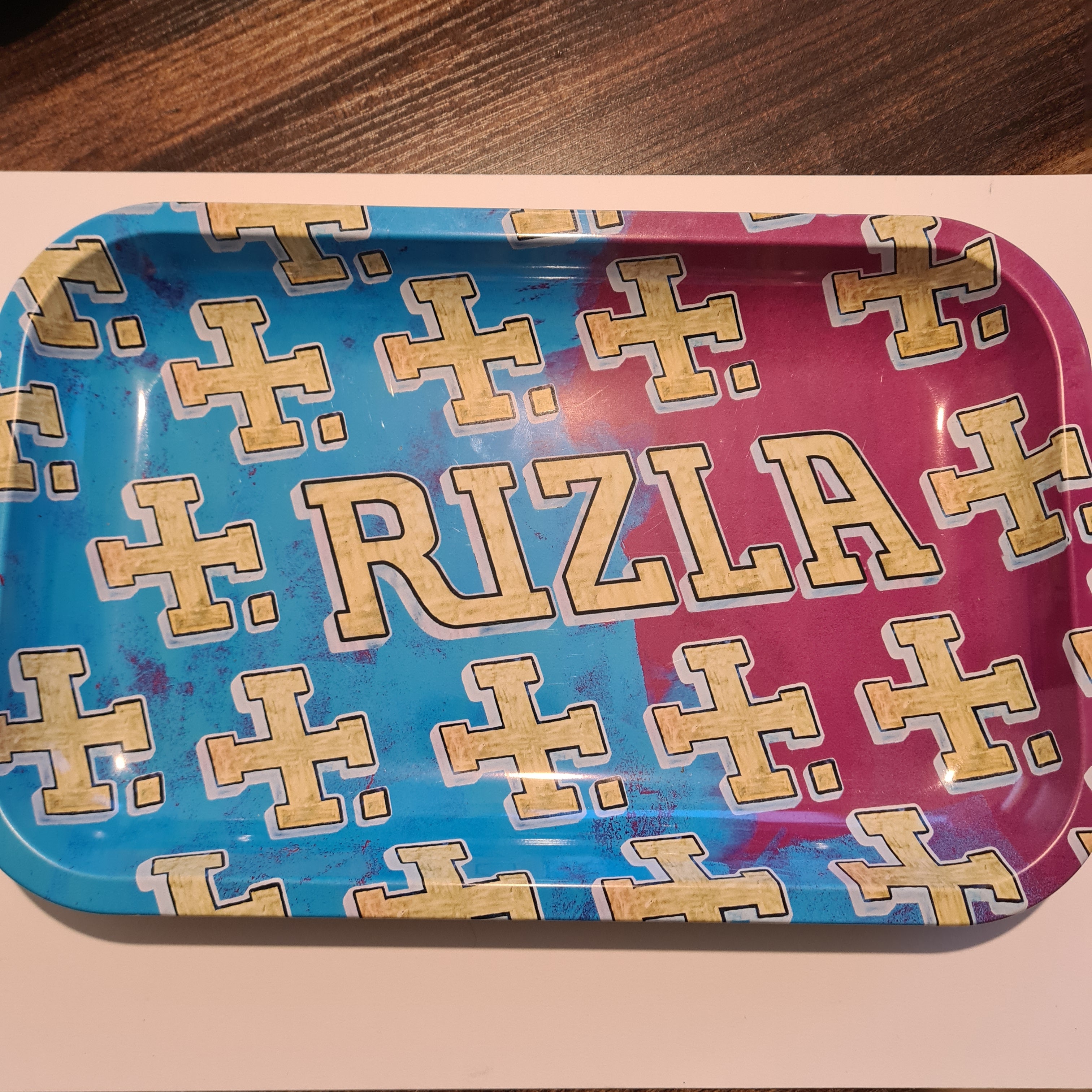 Small Rizla+ Multi logo tray
