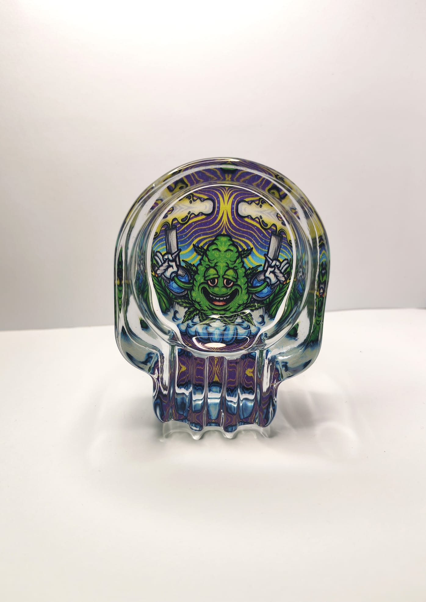 Wise Skies Glass Skull AshTray