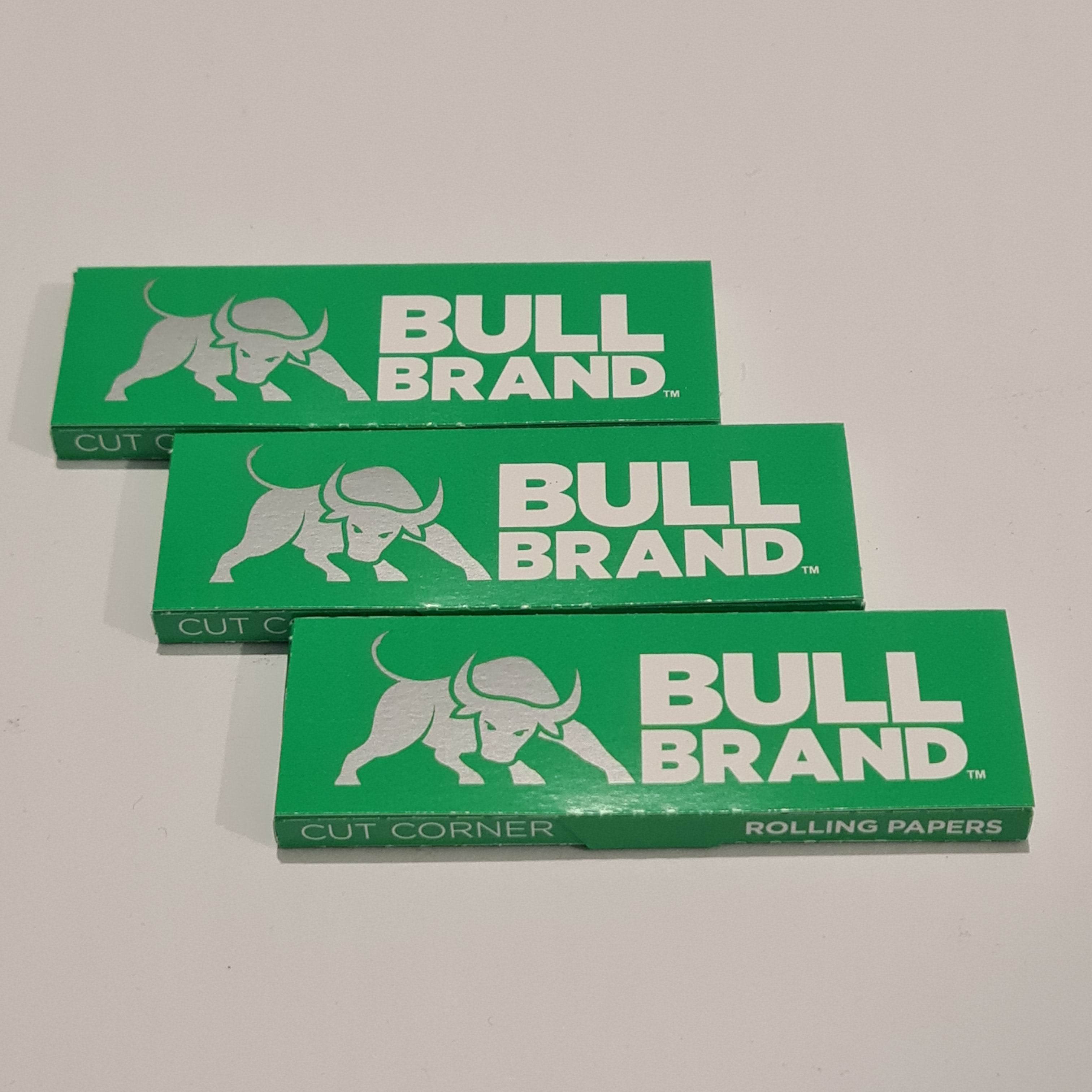 Bull Brand Cut Corners Rolling Papers