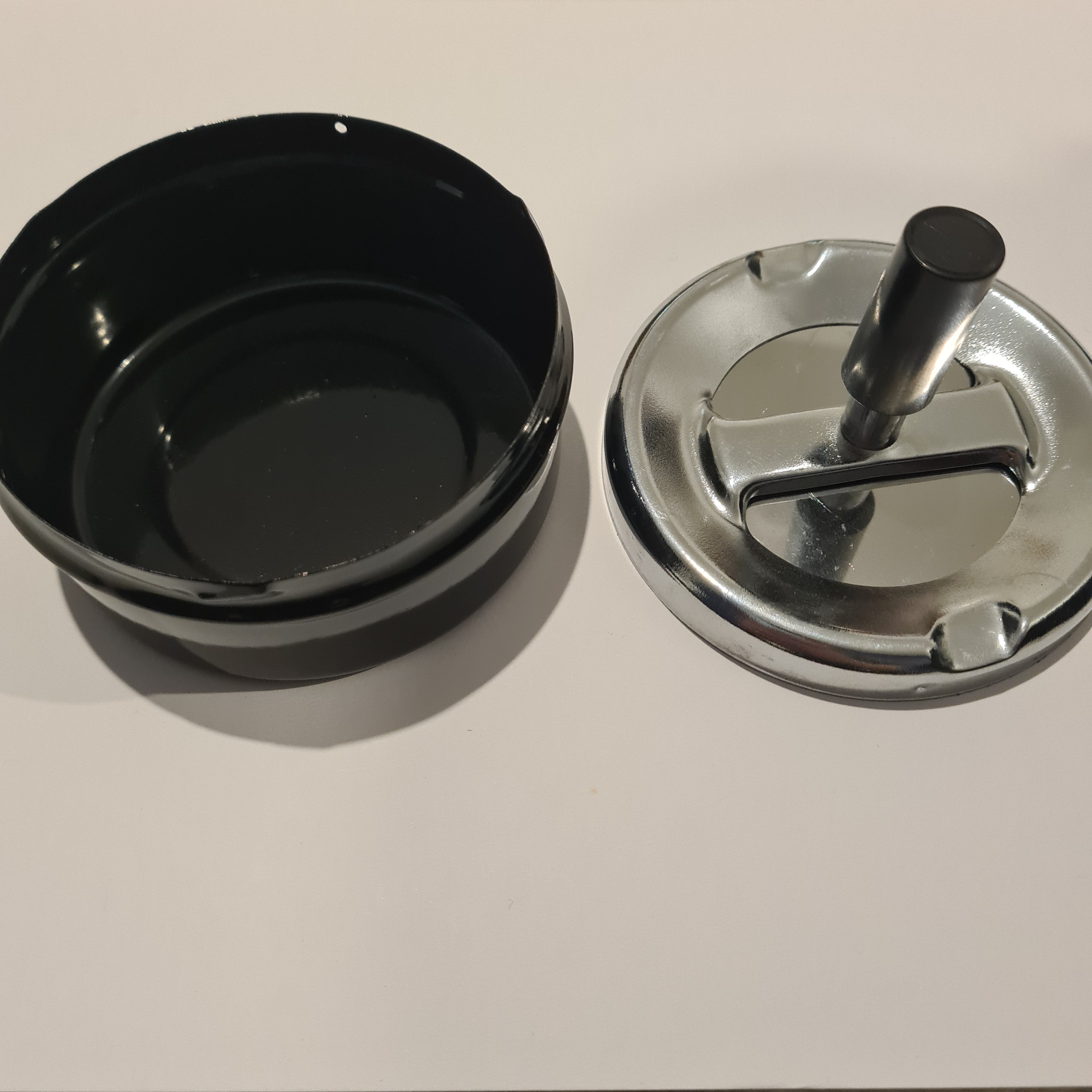 Bull Brand Spinning AshTray